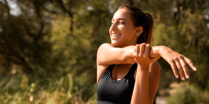 Exercícios leves para manter-se ativo sem sobrecarregar suas articulações